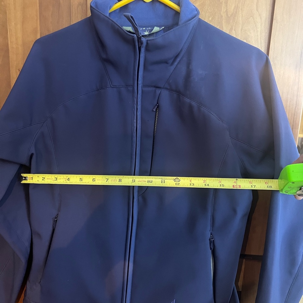 Isis Soft Shell Jacket - Picture 2 of 5